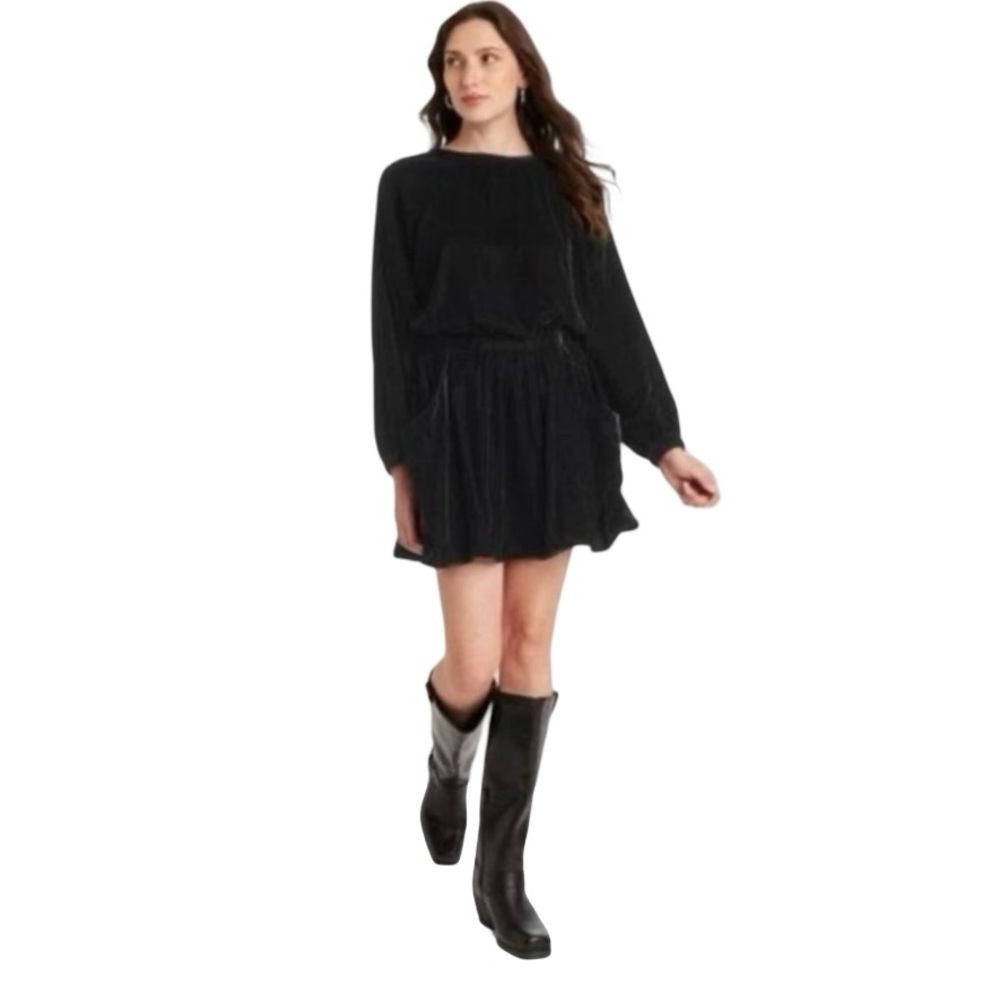 Black Ribbed Top & Mini Skirt Outfit – Size XS